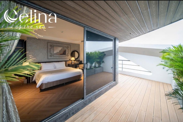 MOON SUITE